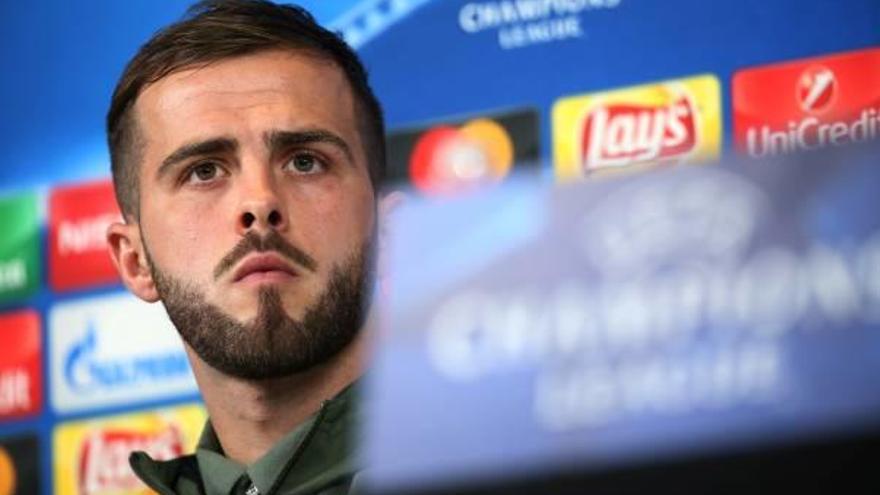 Pjanic admet que «sempre hi ha alguna cosa a aprendre» si es veu jugar el conjunt blaugrana