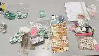 El robo de un cordón de oro de 4.000 euros tras rociar con un spray a la víctima y siete detenidos por tráfico de drogas: el balance de la Guardia Civil tras el Aquasella