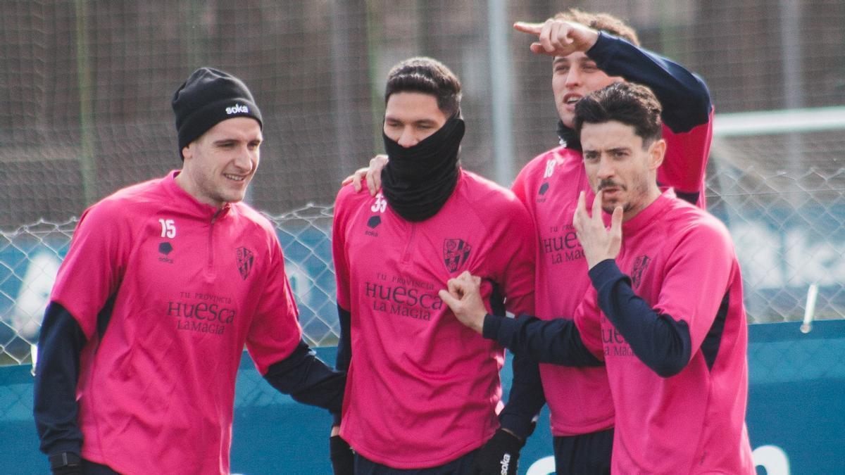 La SD Huesca busca huir del descenso ante un Mirandés en estado crítico La SD Huesca busca huir del descenso ante un Mirandés en estado crítico