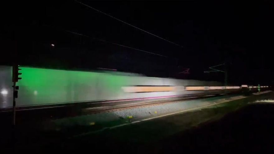 Pruebas de un AVE a 300 kilómetros por hora en red ferroviaria extremeña