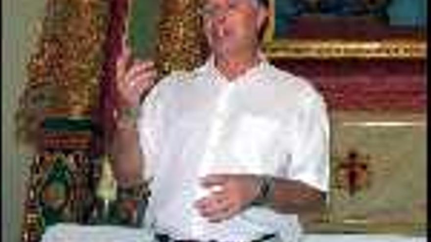 Imagen del 

alcalde de Orxeta, Vicente Llinares Sellés