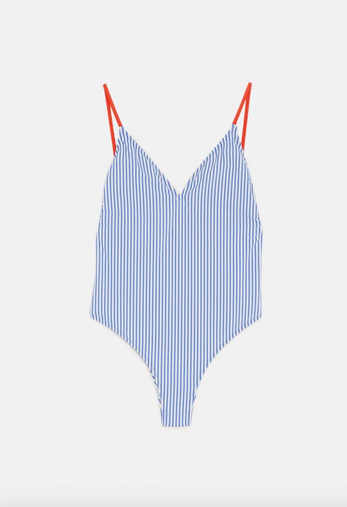 Colección Beachwear de Zara: bañador de rayas verticales