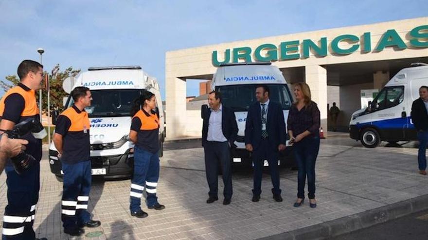 Presentación de la flota de ambulancias renovada