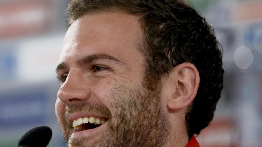 Juan Mata, en una concentración con la selección española.