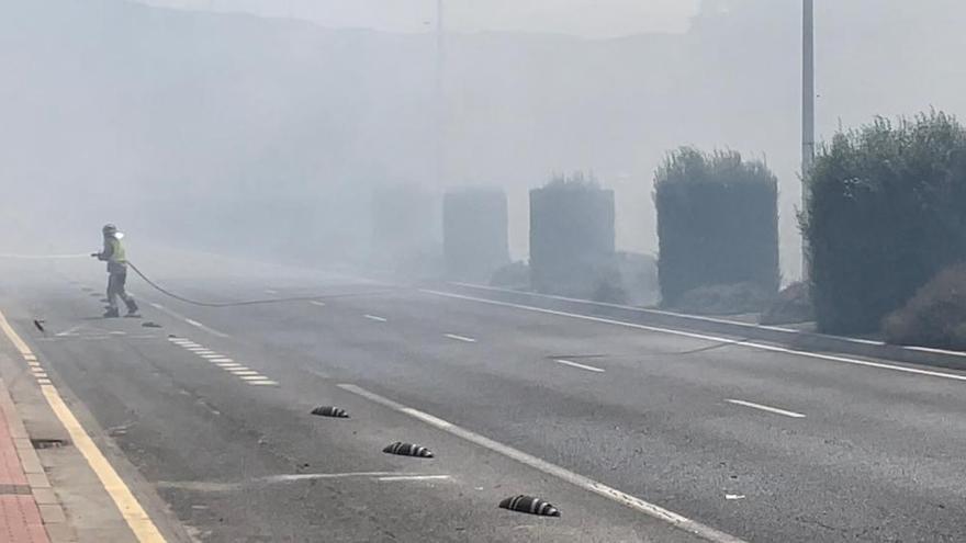 Incendio en la avenida Miguel Indurain, en Murcia