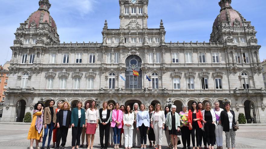 Políticas de España debaten en A Coruña sobre el papel de las mujeres en los gobiernos locales