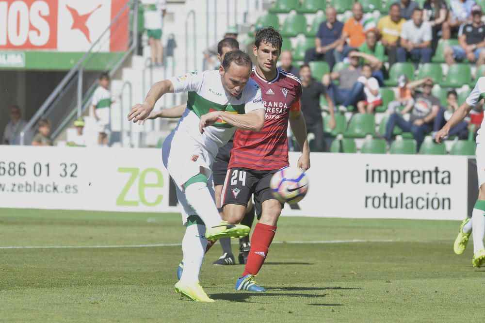 Debacle del Elche ante el colista