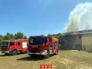 Evacuats 170 nens d’una casa de colònies que ha cremat al Vallès Oriental