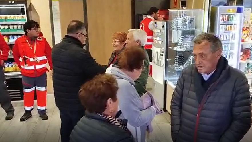 Estado de los pasajeros del autobús volcado tras el accidente.