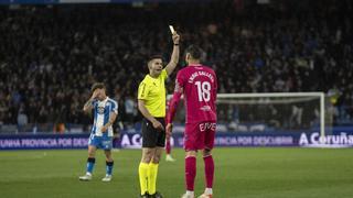 Mellot, reclama dos penaltis a favor del Tenerife: "Los derribos son clarísimos"
