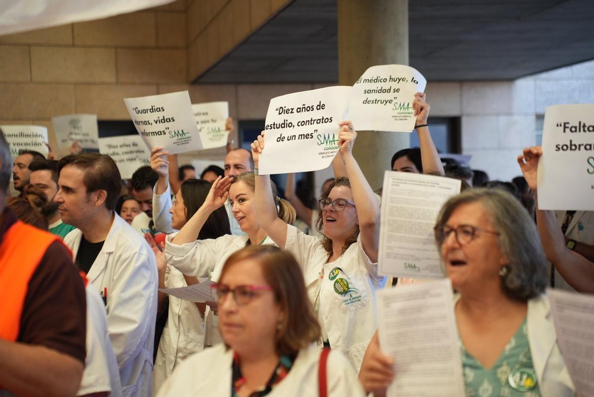 HUELGA MÉDICA NACIONAL: en la provincia de Córdoba habrá una concentración en el Hospital Universitario Reina Sofía en el Monumento al Donante