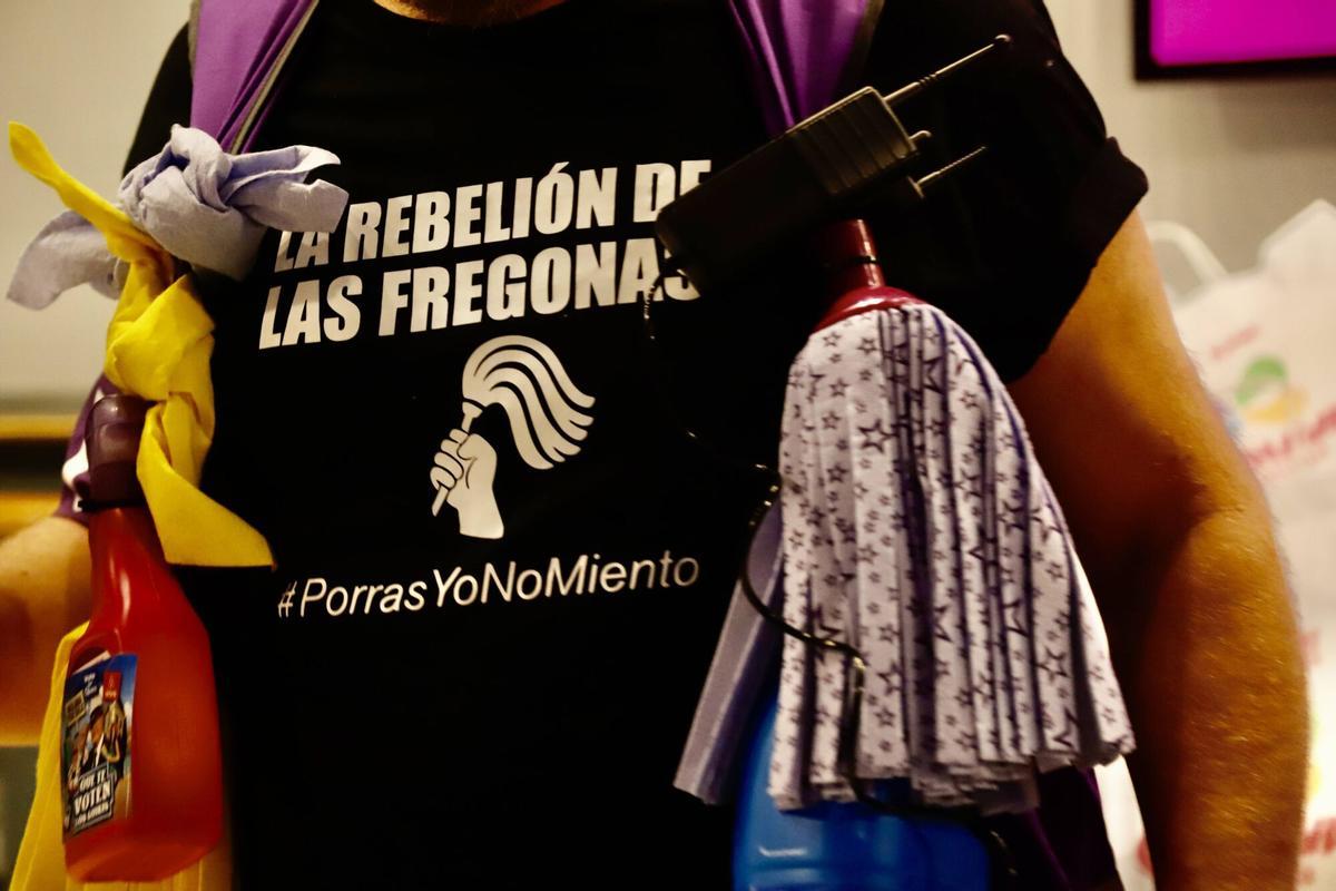 El Cervantes, entre cruzados, neptunos y fregonas en rebelión