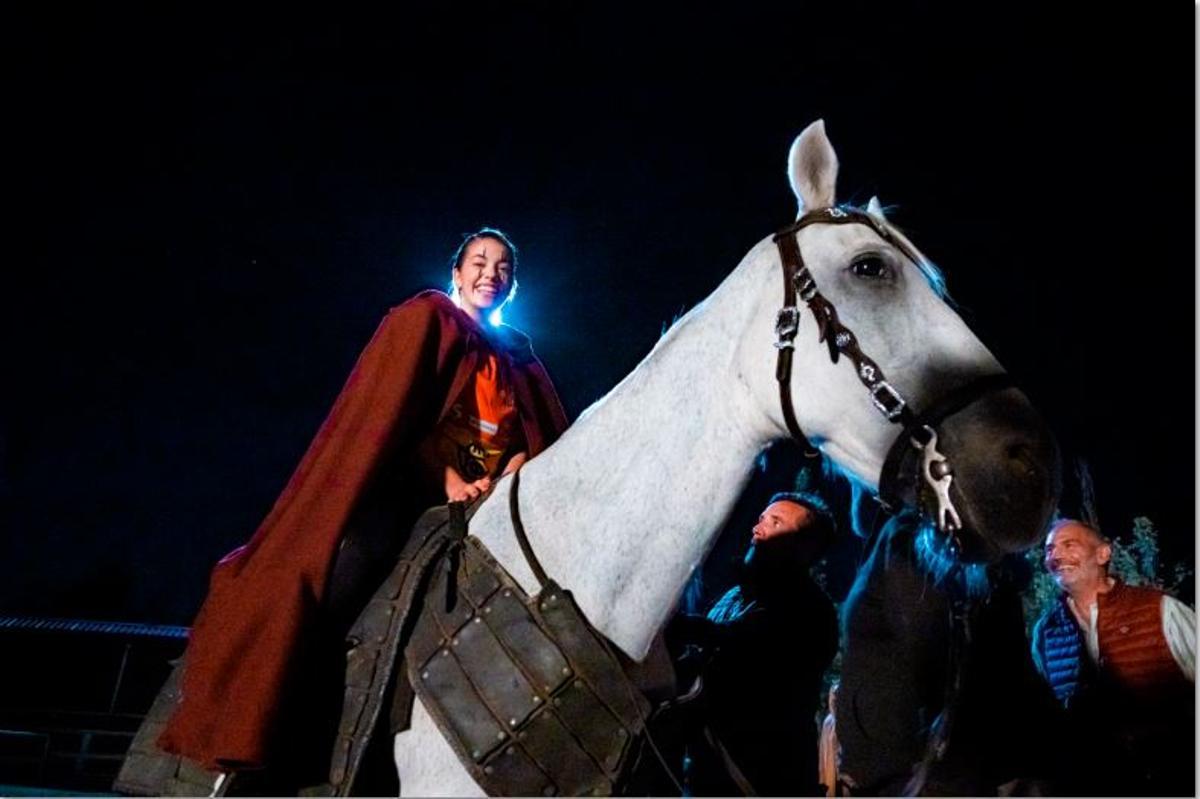 La valenciana Paula Arcos, actriz principal en Forjando Una Leyenda La valenciana Paula Arcos, actriz principal en Forjando Una Leyenda