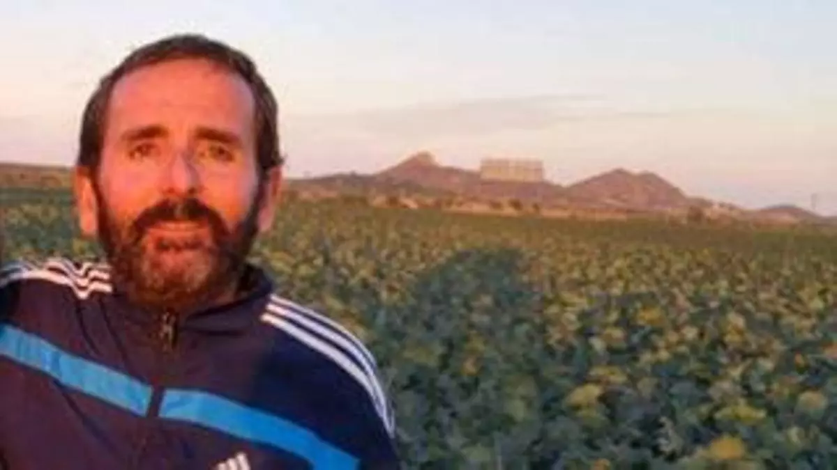 El cartagenero que encabeza la tractorada en Murcia, "fundador de una secta", según Podemos