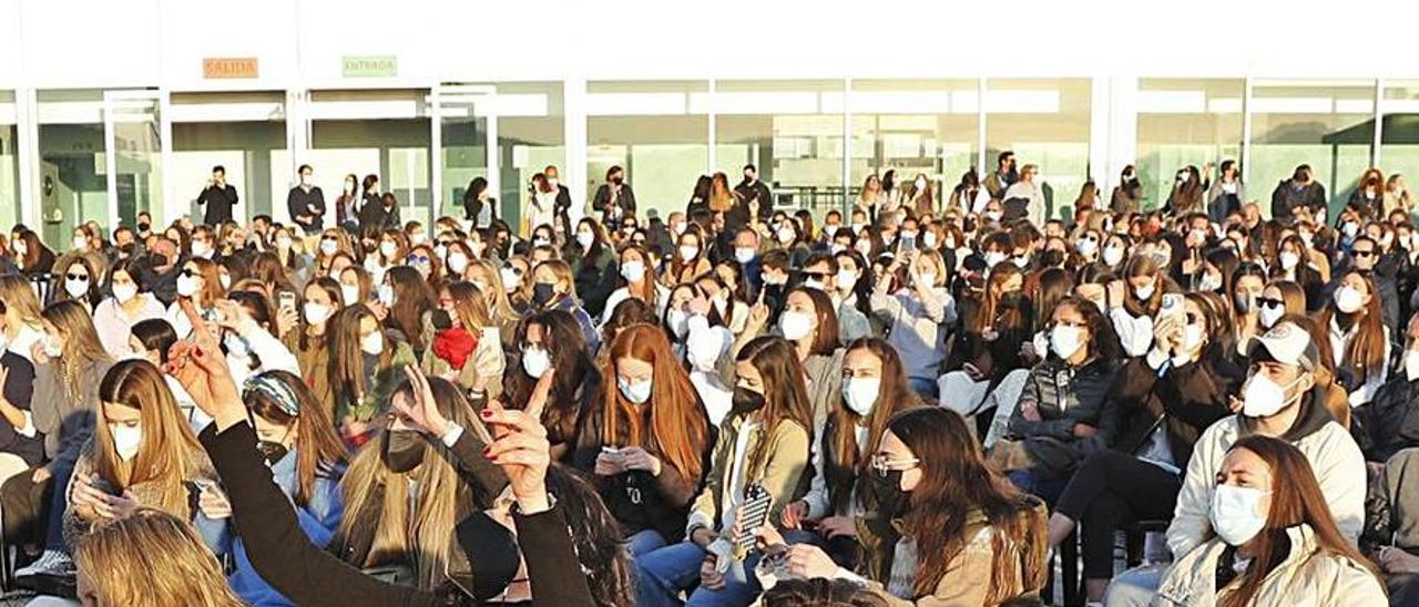 Público con mascarilla en un concierto en Vigo.