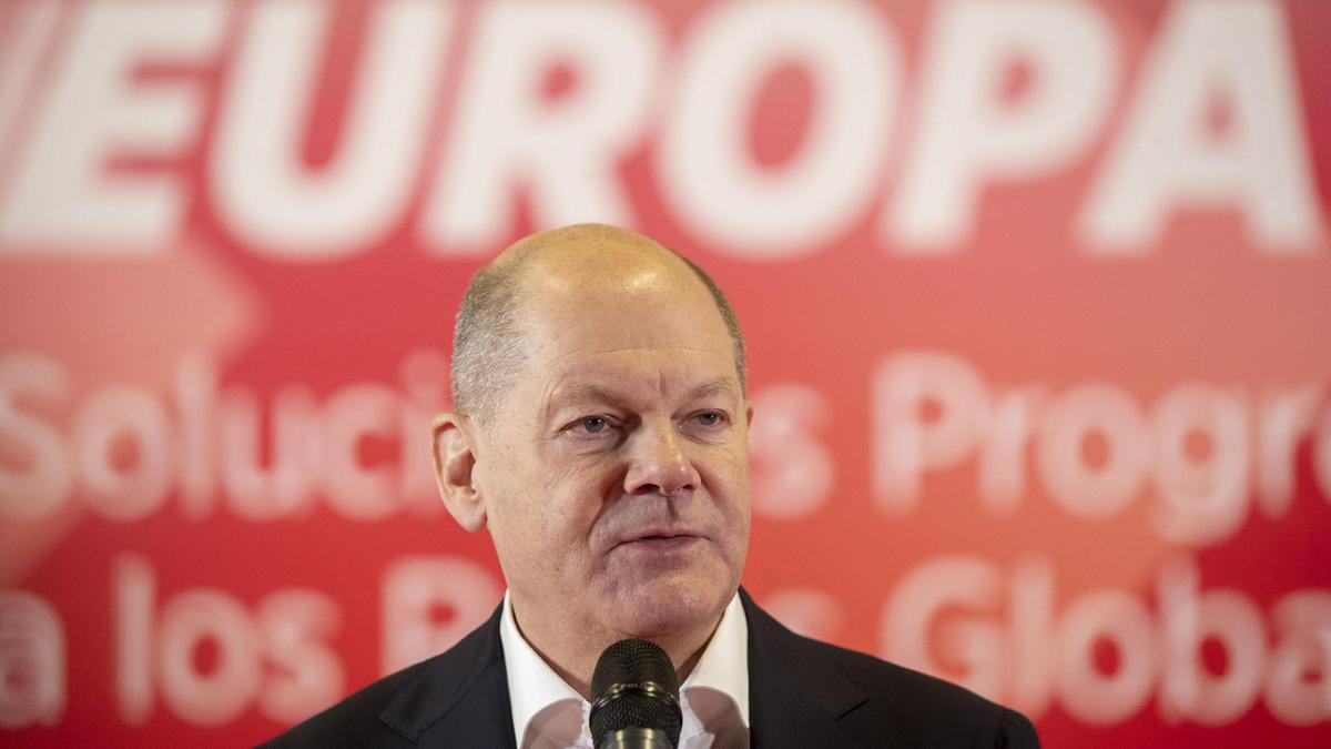 El canciller alemán Olaf Scholz, este sábado a su llegada al Congreso del Partido Socialista Europeo en el Palacio de Congresos de Málaga.