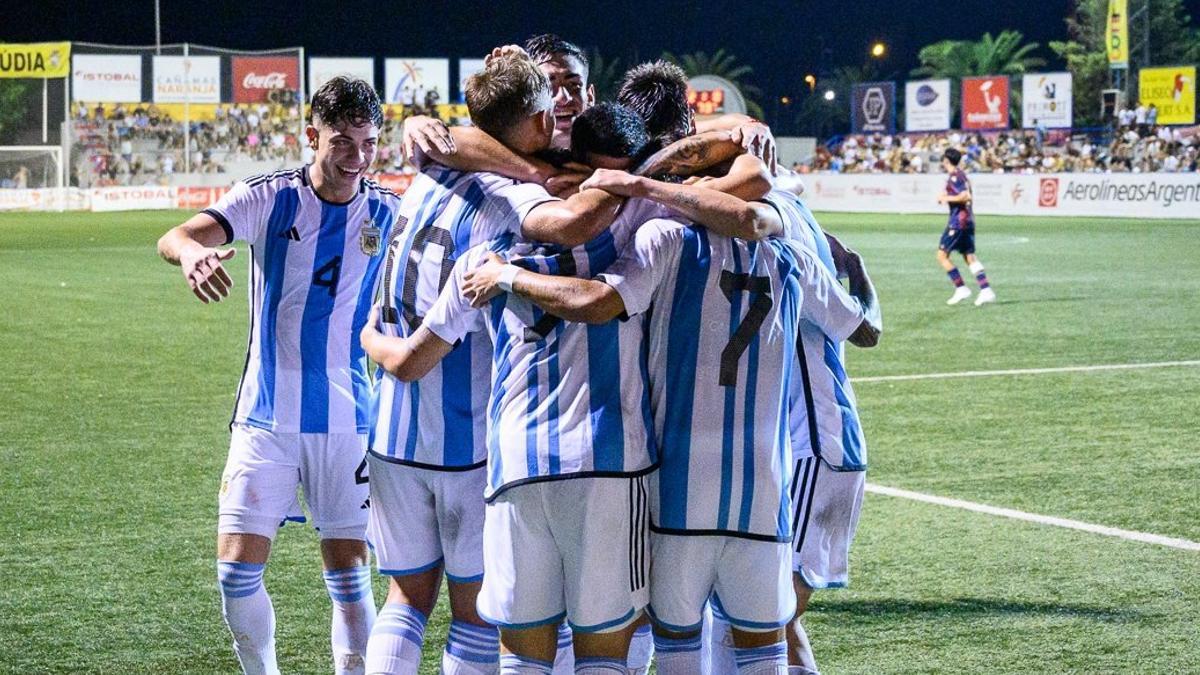 Los jugadores de Argentina durante la celebración de un gol