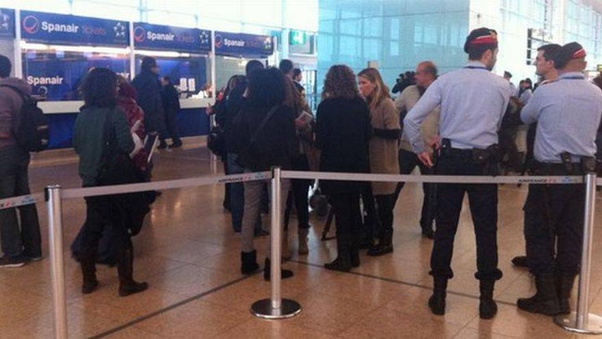 Más de la mitad de pasajeros de Spanair que debían volar hoy desde El Prat ya están recolocados