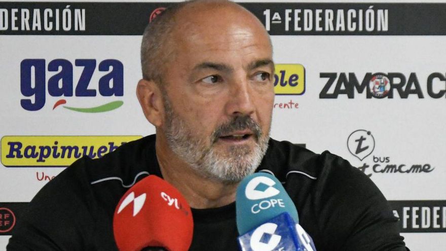 Juan Sabas, entrenador del Zamora CF: "No sé convivir con la derrota"