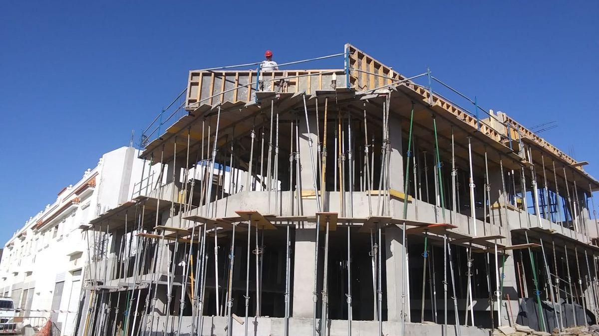 Construcción de una promoción de viviendas en Canarias.