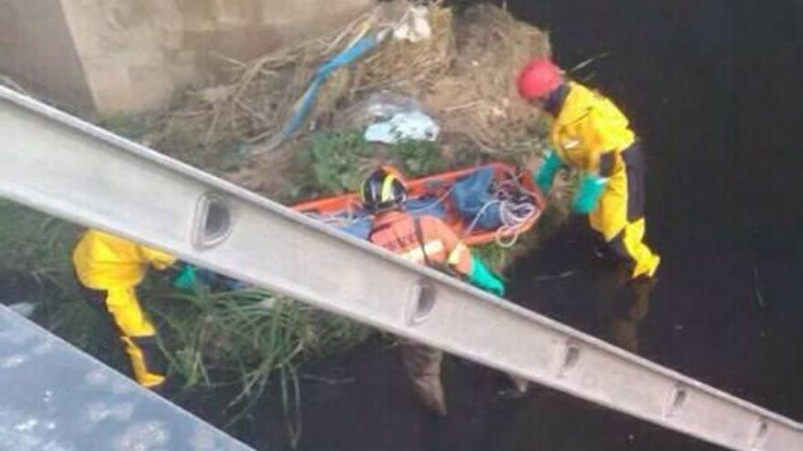 Hallan a un pintor de 70 años muerto en el cauce del río Magro en Utiel