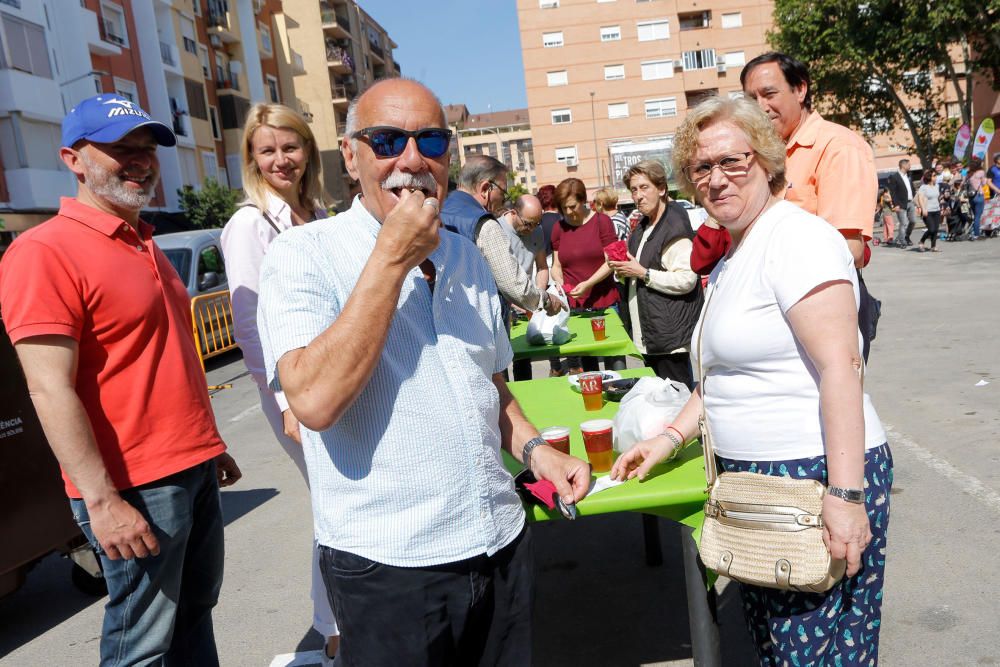 I Entrada de la Clòtxina y 60 aniversario del Mercado del Cabanyal