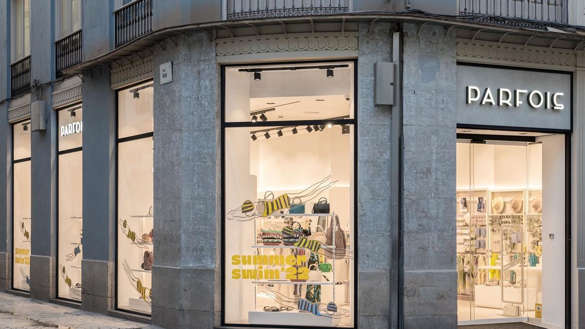 Parfois inaugura su nueva tienda en calle Larios - La Opinión de Málaga