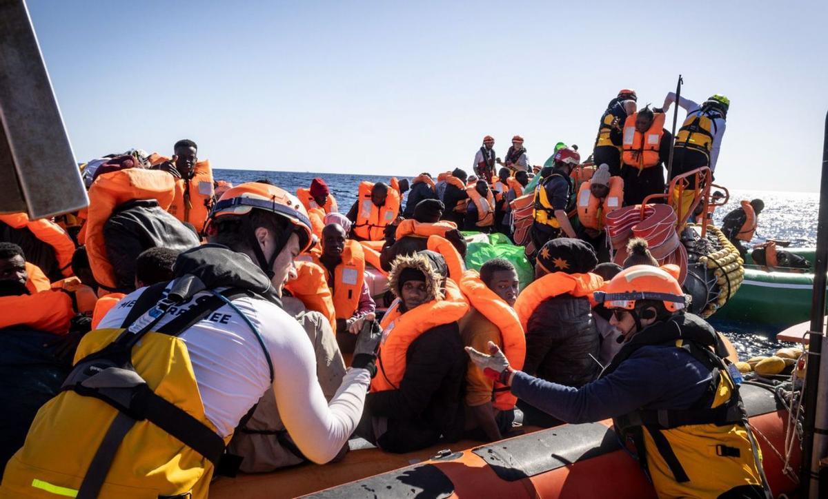 Un naufragi al Mediterrani central deixa uns 50 morts