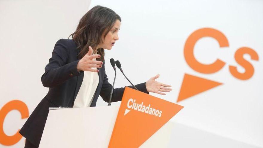 Ciudadanos presume de sus fichajes de las filas del PP y PSOE para las elecciones