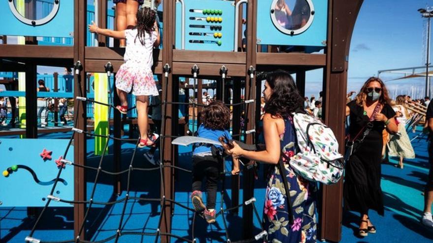 Santa Cruz de Tenerife tendrá 10 parques infantiles de temáticas como los dinosaurios o el mar