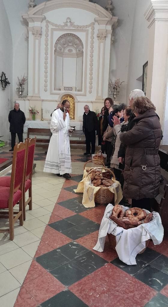 Bejís celebra la bendición de rollos de San Blas