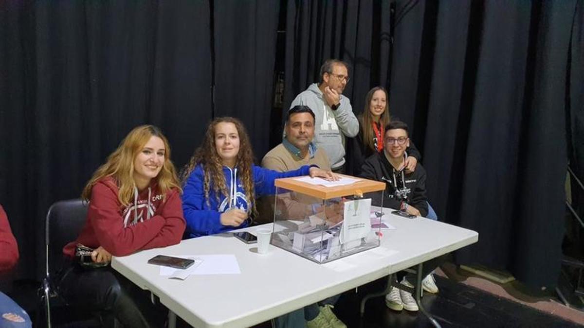 Votación de la ‘Juventud Cauriense’, en un año anterior.