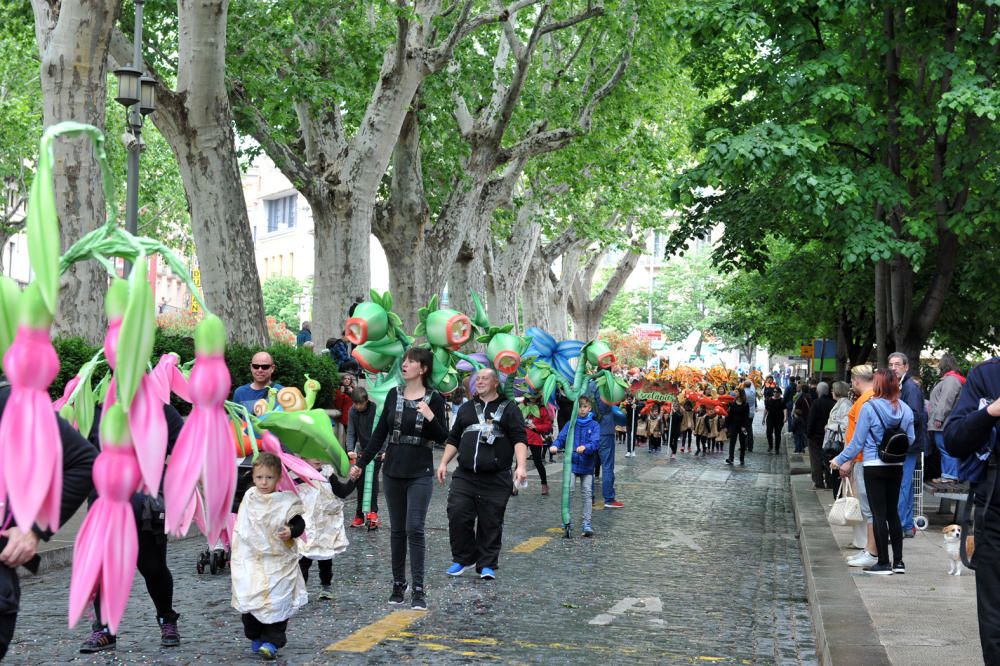 Rua infantil, cercavila i castells per acomiadar les Fires de Figueres