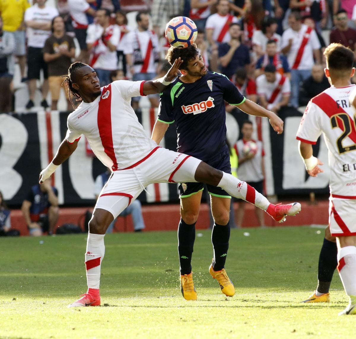 FOTOGALERÍA / Las mejores imágenes del Rayo-Córdoba