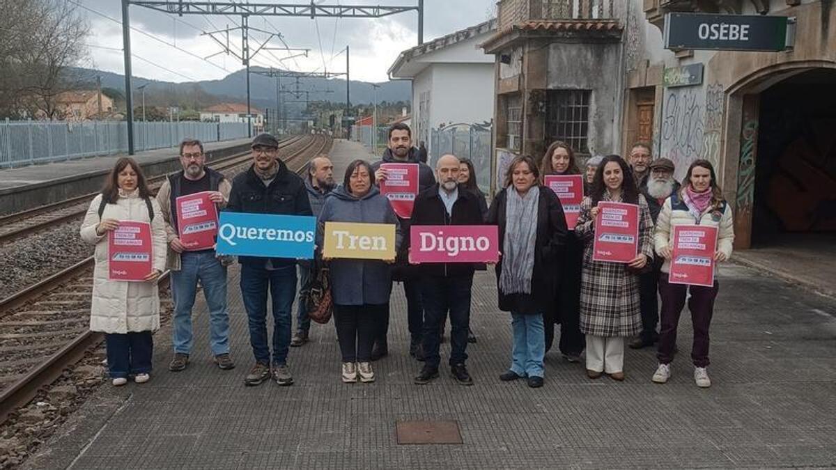 El BNG exige un tren de cercanía digno tras  20 días de corte del regional Catoira-Santiago