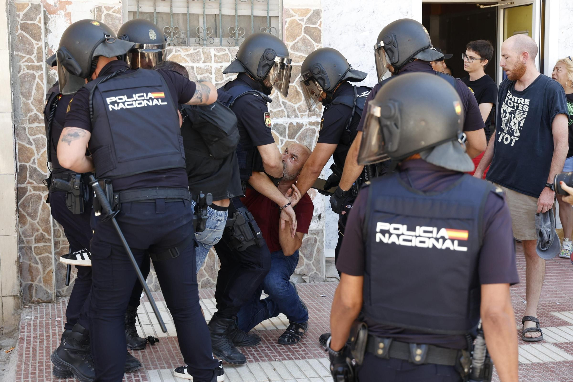 Desahucio en el barrio de Nou Alacant
