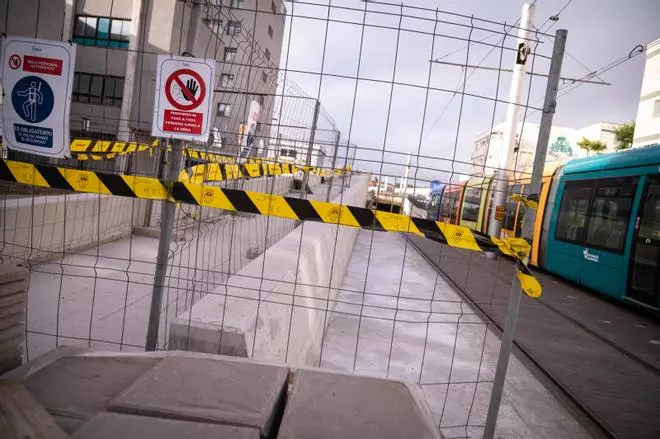 Obra de la pasarela en Padre Anchieta