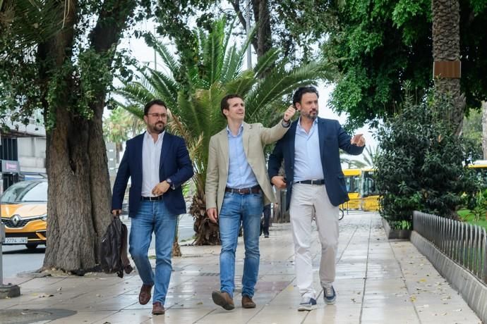 Pablo Casado (PP) hace campaña en Canarias