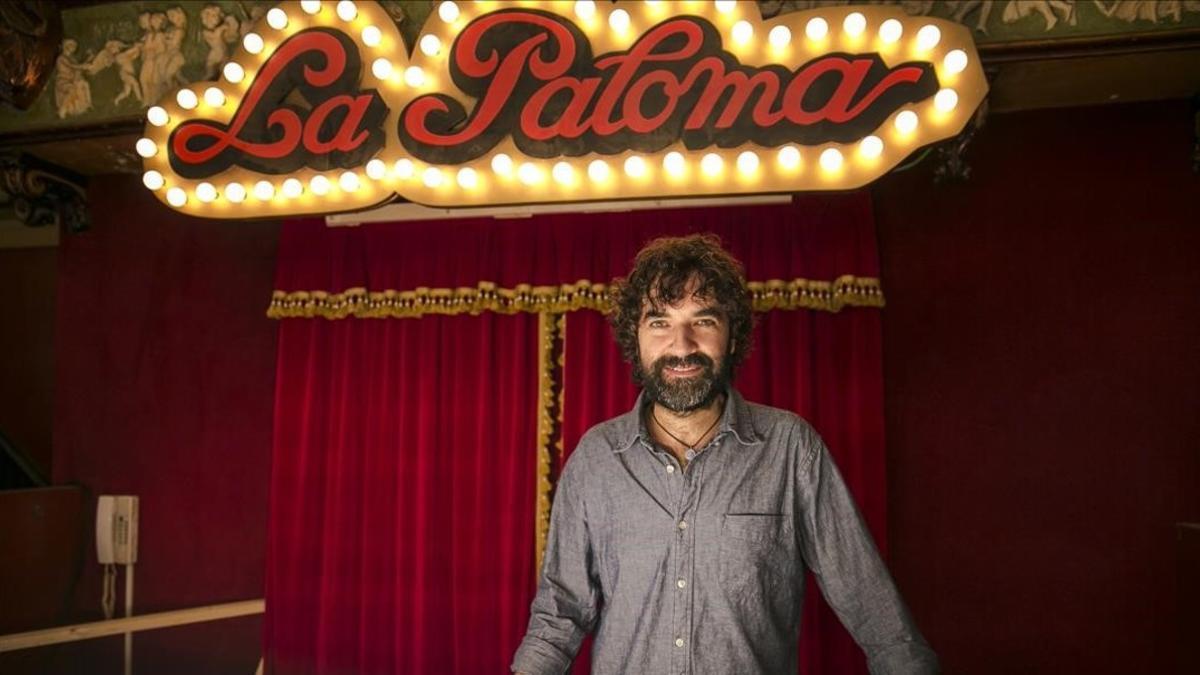 El director y guionista Mateo Gil, durante el rodaje en Barcelona de 'Las leyes de la termodinámica'