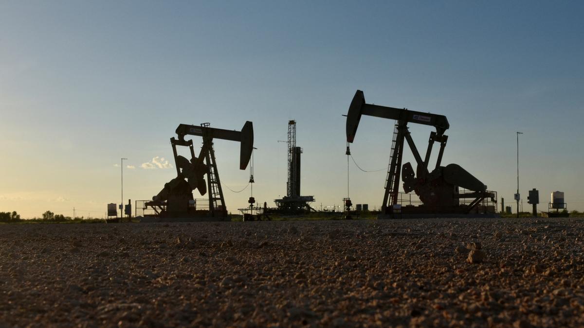 Una plataforma de perforación en un campo petrolero en Midland (EEUU).