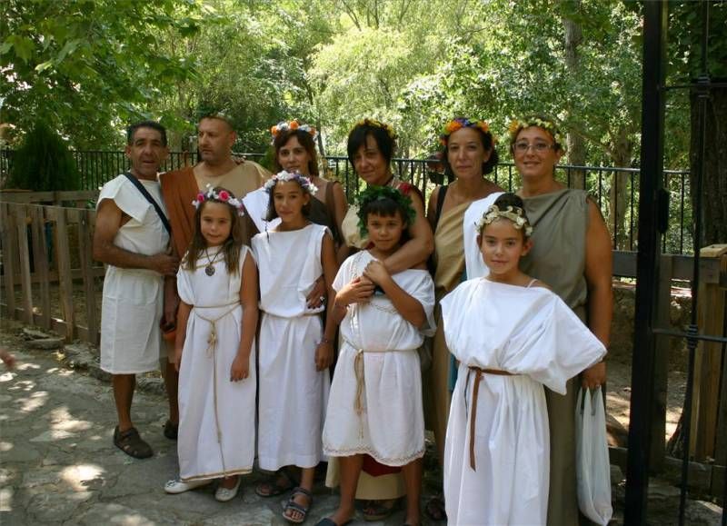 Almedinilla viaja a su pasado romano en Festum