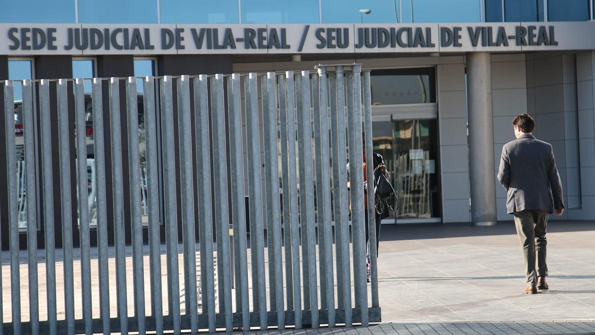El presunto caso de absentismo laboral de un funcionario del Ayuntamiento de Vila-real se investiga en los juzgados de la ciudad.