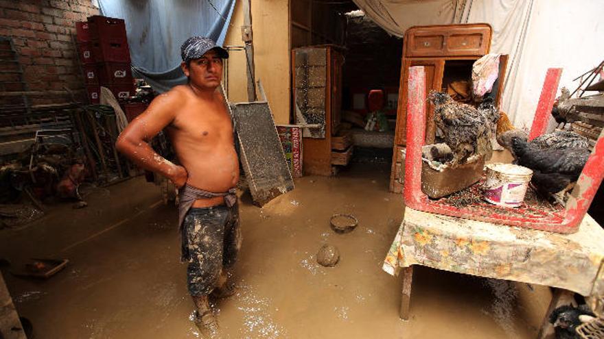 Nuevas lluvias agravan las inundaciones en Perú, que provocaron ya 75 fallecidos