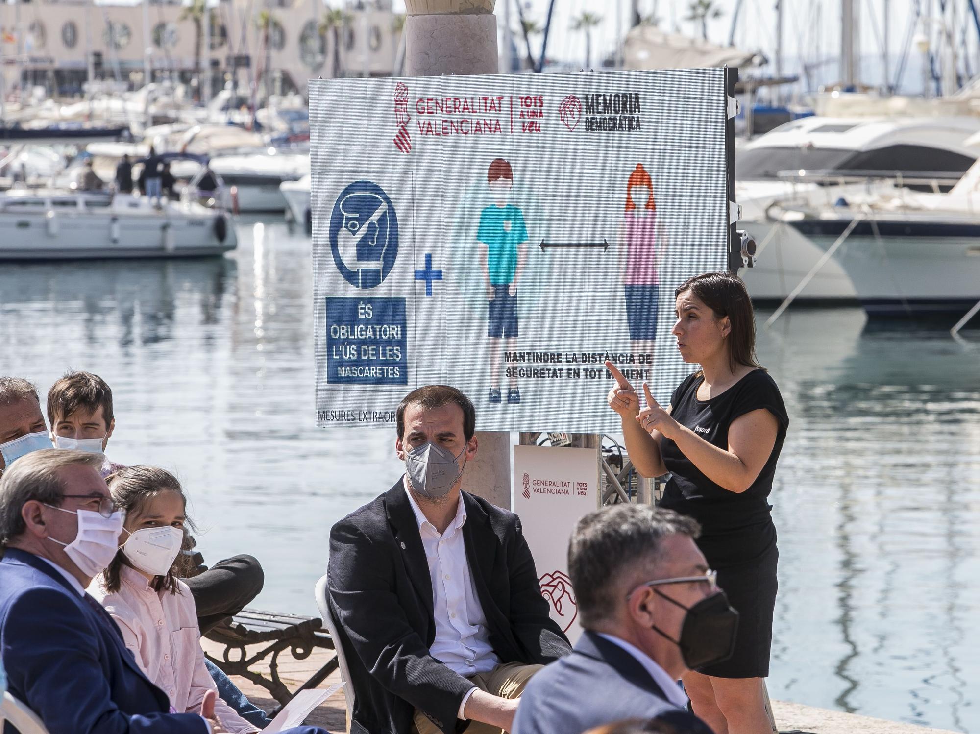 Homenaje a las víctimas de la Guerra Civil en el puerto de Alicante