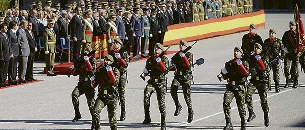 El cuerpo de infantería celebra su patrona, la Inmaculada Concepción, en la Base General Asensio.