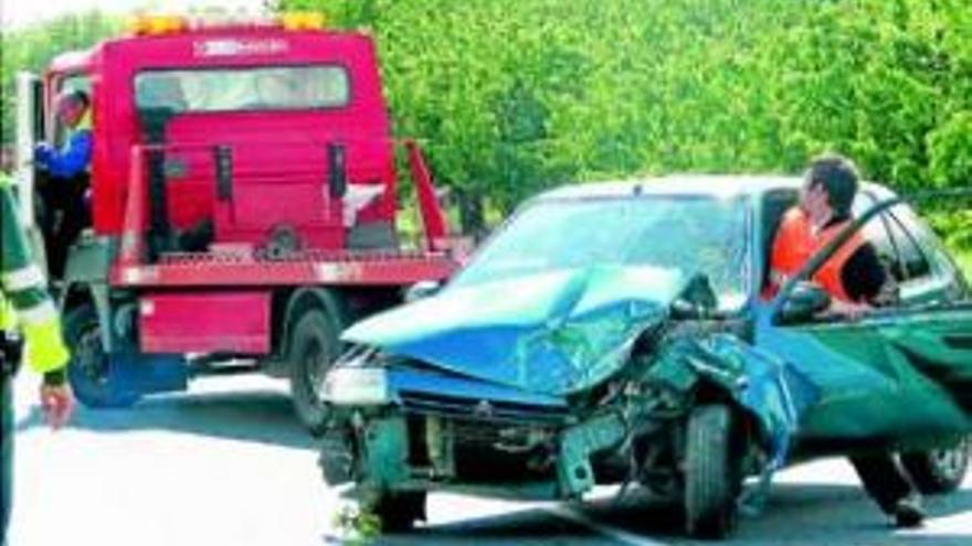 Colisionan dos vehículos en Jaraíz de la Vera