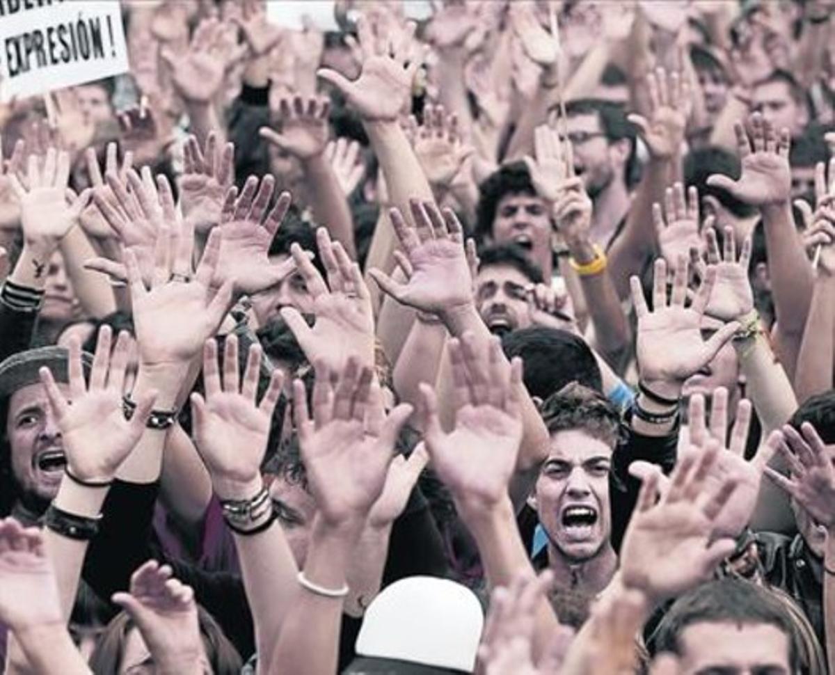 Indignados 8Concetración del movimiento Democracia Real Ya en la Puerta del Sol, en mayo del 2011.