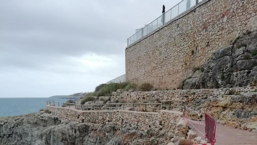 Quejas por la falta de seguridad del paseo marítimo de Calas de Mallorca
