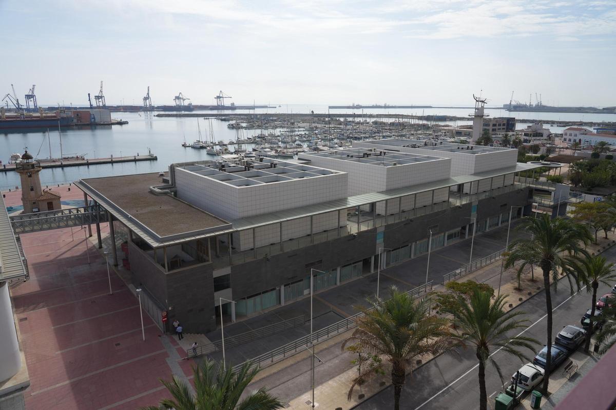 Otra vista del inmueble cedido a la Generalitat.