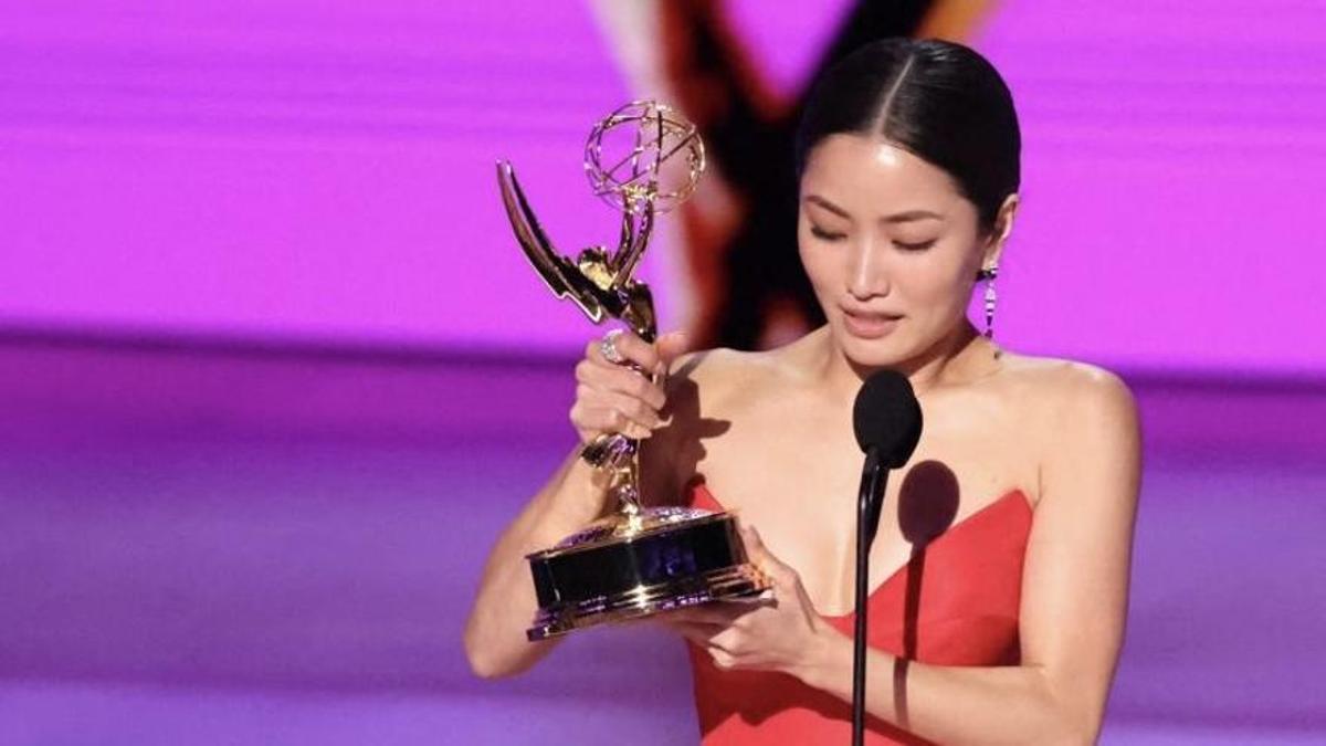 Anna Sawai recoge su Emmy a mejor actriz protagonista por su labor en 'Shōgun'.